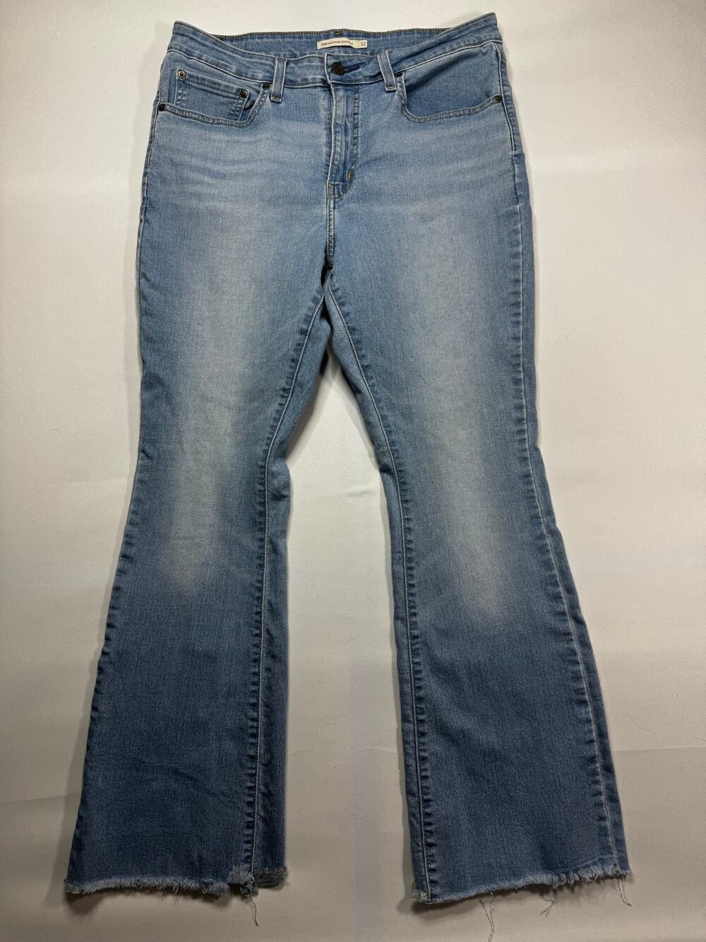 Levi's 725 Women's High Rise Bootcut Blue Denim Jeans - Size 32x30 (33x29) READ‎